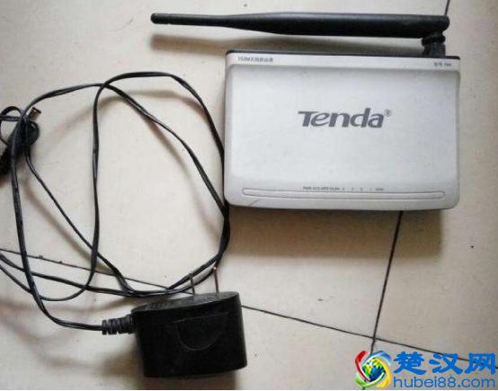 为什么家里百兆网速有时也很慢？问完师傅，才知没打开它