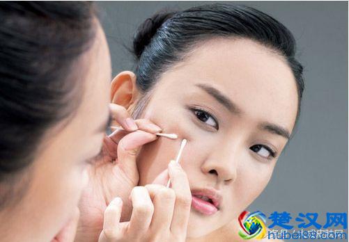 青春痘留下的瘢痕疙瘩能不能完全修复