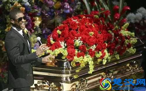 来看看深受迈克杰克逊影响的巨星有哪些？