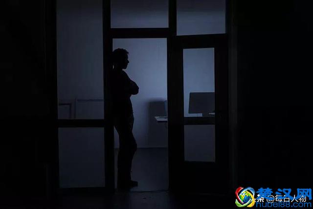 创业如何致贫，为什么年轻人不能没事当老板？