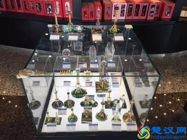 不要再问我上海有什么特产了！跟着买准没错