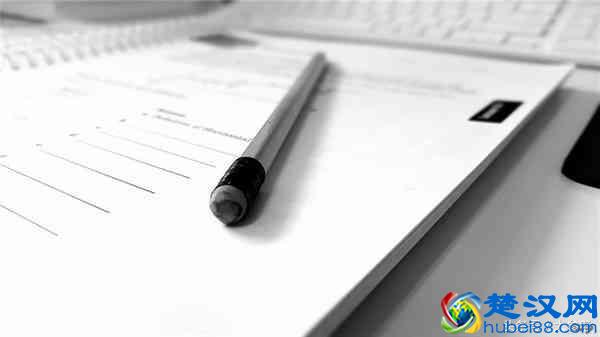 面试官：井盖为什么是圆的？小伙的回答，直接被录取！