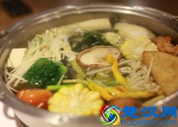 想吃火锅的朋友们有福了,这8种火锅汤底竟然可以自己做!