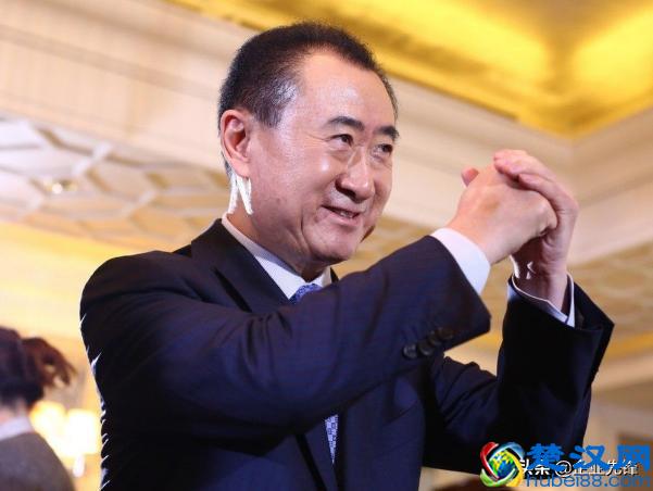 李嘉诚到底有多少钱？王健林285家万达广场 不如他一栋大楼赚的多