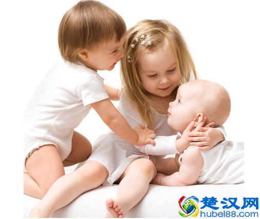 燥邪引起的咳嗽，就给孩子吃川贝炖梨