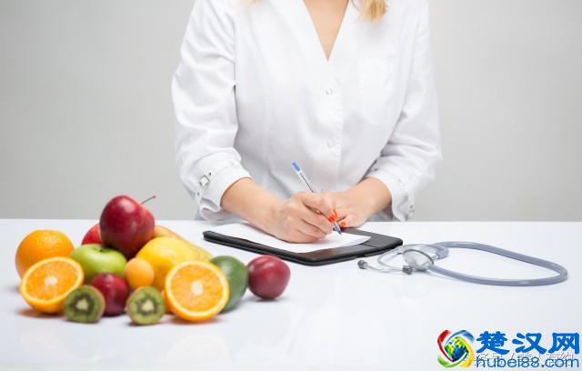 脸上干燥脱皮小妙招 3个办法需牢记