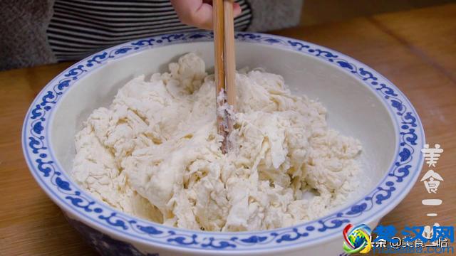 家常烙饼好吃有诀窍，教科书式详细讲解，松软千层凉了不硬