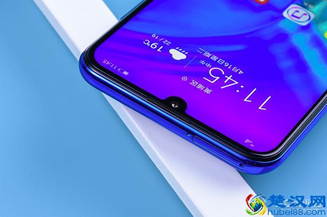 性能够用还不贵，这些高性价比手机值得入手