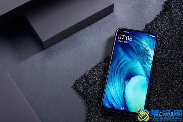 性能够用还不贵，这些高性价比手机值得入手