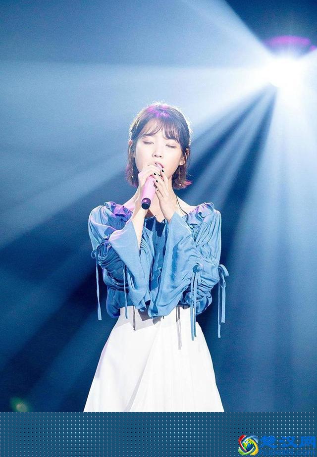 蓝色衣服很显黑？那是你没搭配对衣服