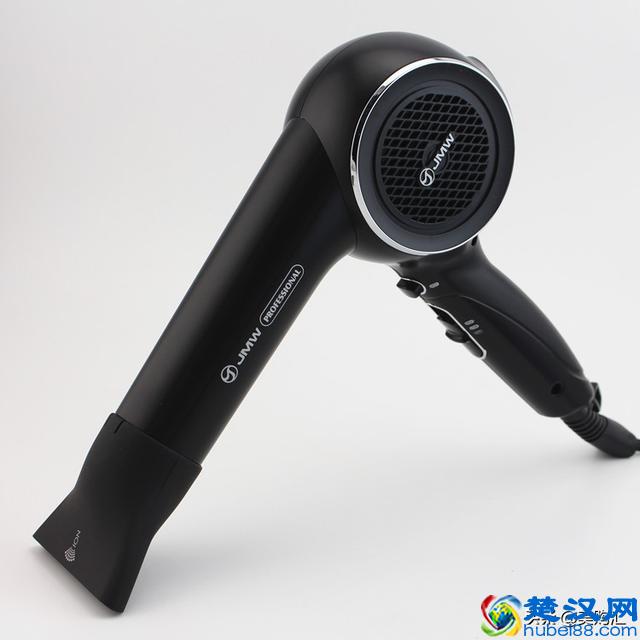 电吹风什么牌子好 选购电吹风的6个注意事项