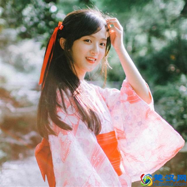 你知道吗,“不负如来不负卿”并非是仓央嘉措所写