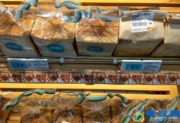 开个赚钱的面包店，赚钱的面包店，几乎都是看过