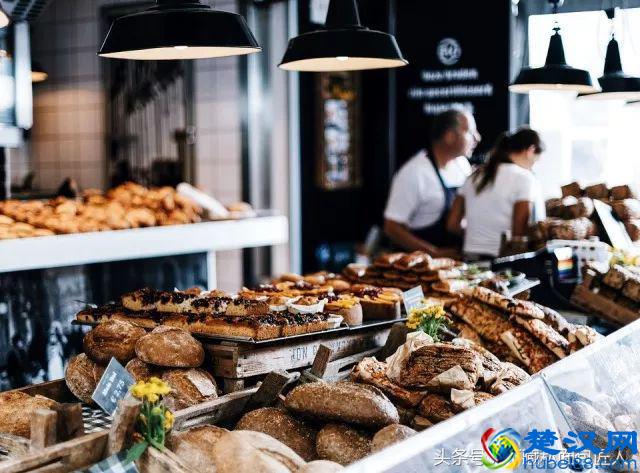 你为什么要开面包店？你知道开面包店多难吗？