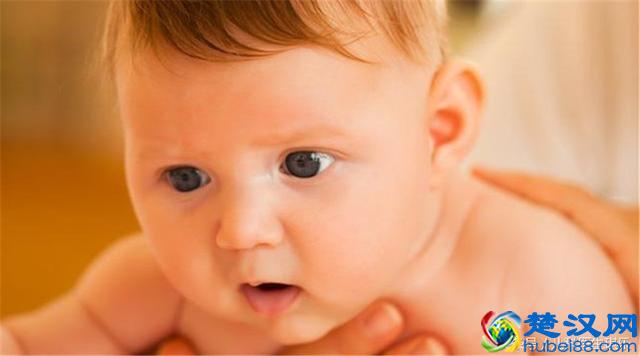 宝宝吐奶是哪些原因造成的？