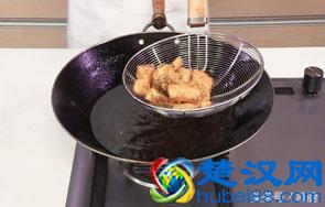 红烧鲢鱼的家常做法，简单两步好吃入味，零厨艺也能看一遍就会