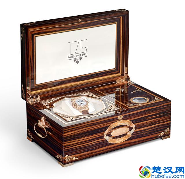 土豪买奢侈表是什么心态？最后一句说得真好！