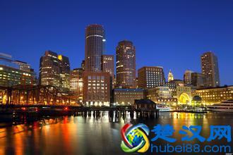 在通往美丽人生的道路上，你得有优秀的品格