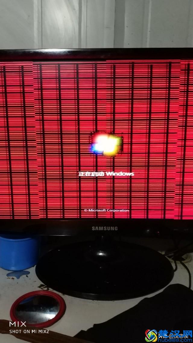 家中电脑莫名花屏，原因竟然如此简单