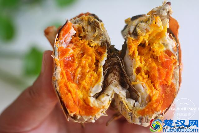 大闸蟹蒸几分钟合适？记住两个数字，螃蟹肉嫩不柴超鲜美