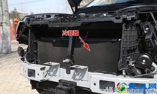 汽车冷凝器的作用及其工作原理