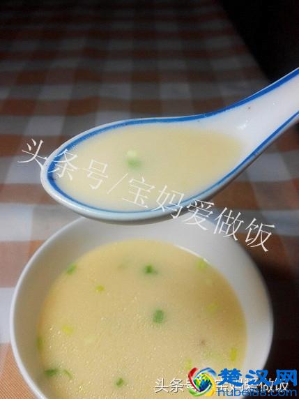 汤浓味美清炖鲫鱼汤：好喝有营养，做法简单，新手也能轻松完成