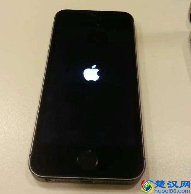 iPhone突然死机失灵怎么办？简单自救往这看