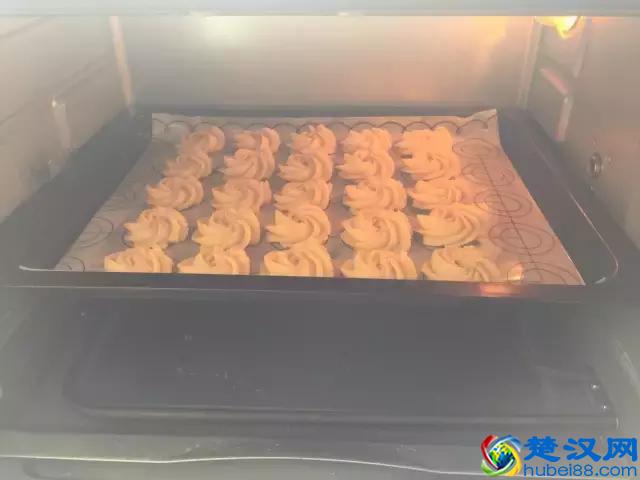 原味曲奇饼干的家常做法，简单的不得了！