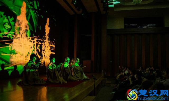 Perfume粉丝的日本主持举办的“电音法要”是什么？