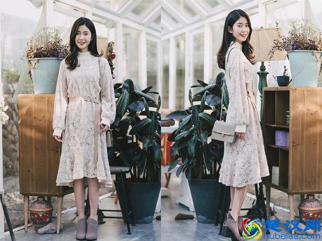 今年流行的蕾丝仙女裙，搭配对的鞋子，造型好看太多了！