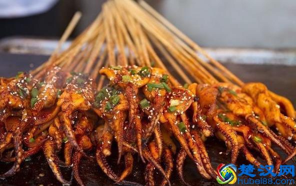 想创业做生意？为什么不到学校门口去？选对项目稳赚