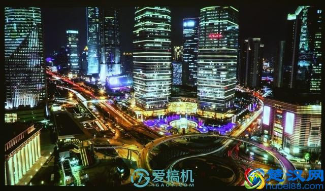 投影仪中的性价比之王！千元投影仪坚果极越A6使用评测