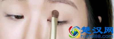 眼妆这样画，小眼变大眼，大眼更有神！