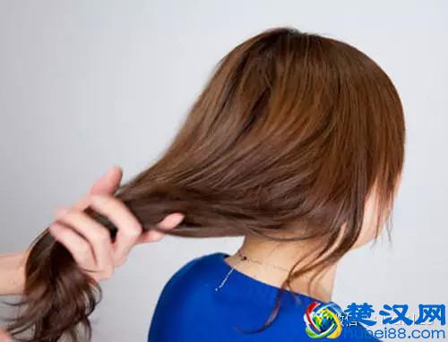 如何用发簪盘发？发簪盘发图解教程！