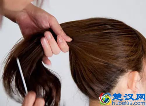 如何用发簪盘发？发簪盘发图解教程！