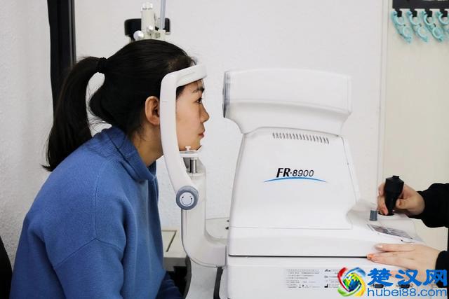 如何挑选眼镜不被坑？ 配镜必看