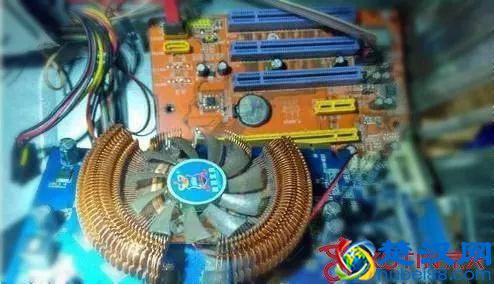 电脑开机黑屏怎么办？用这几步轻松搞定！