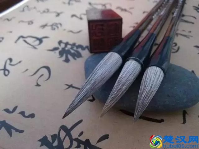 文房四宝，原来笔墨纸砚中的精品极品才能称得上这个名号