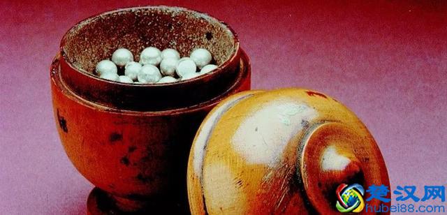 名为Sb的元素成为杀人毒药前，靠催吐救人出了名