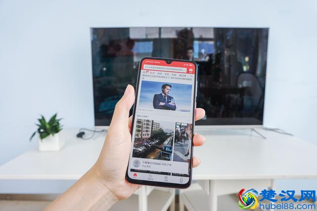 太给力了！终于知道为什么手机投屏更多人会选无线投屏器