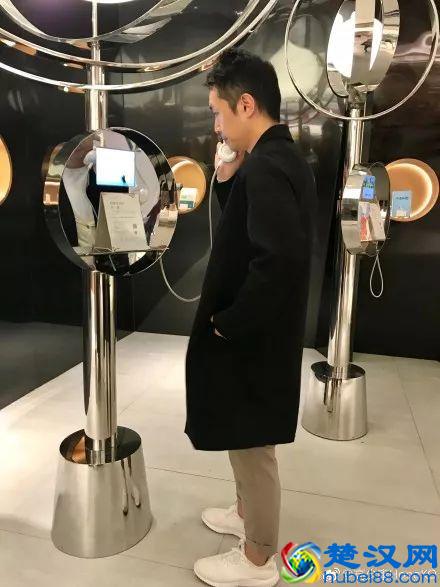 十点读书开实体书店了，线上“封神”线下真的赚钱吗？