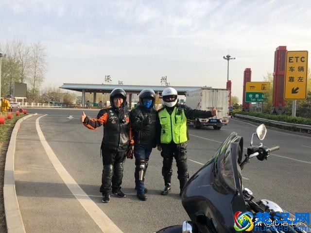 伟大祖国70周年华诞，12000公里他们用车轮丈量华夏第一晖