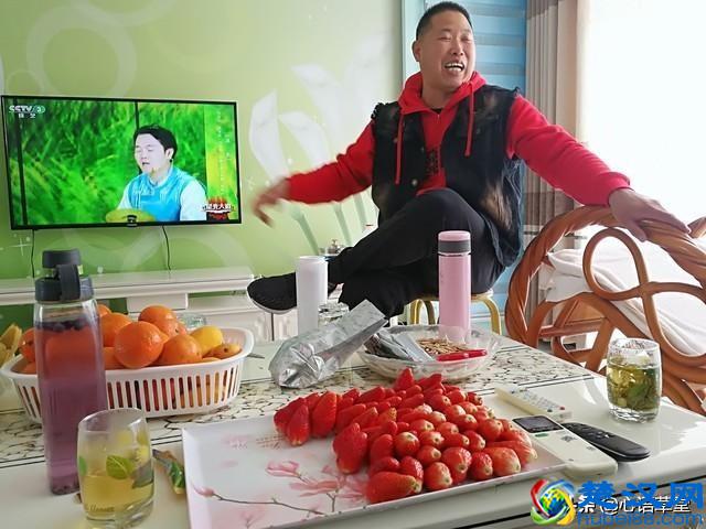 伟大祖国70周年华诞，12000公里他们用车轮丈量华夏第一晖