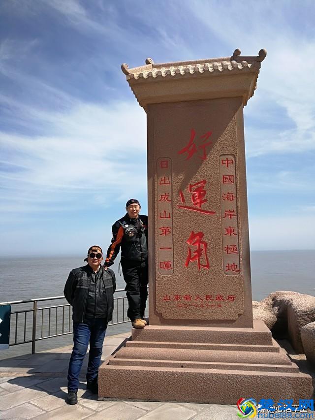 伟大祖国70周年华诞，12000公里他们用车轮丈量华夏第一晖