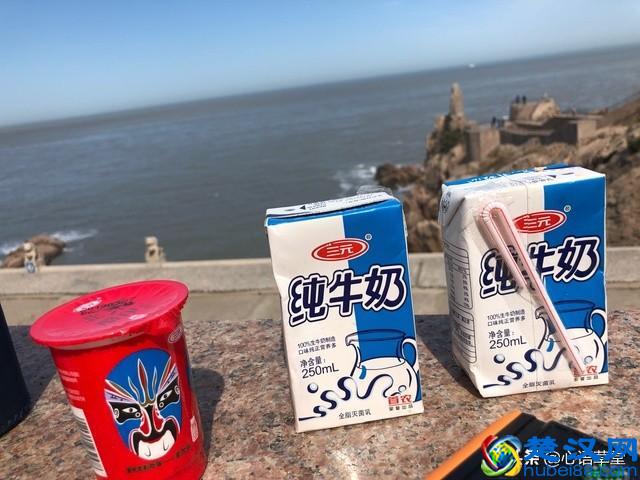 伟大祖国70周年华诞，12000公里他们用车轮丈量华夏第一晖