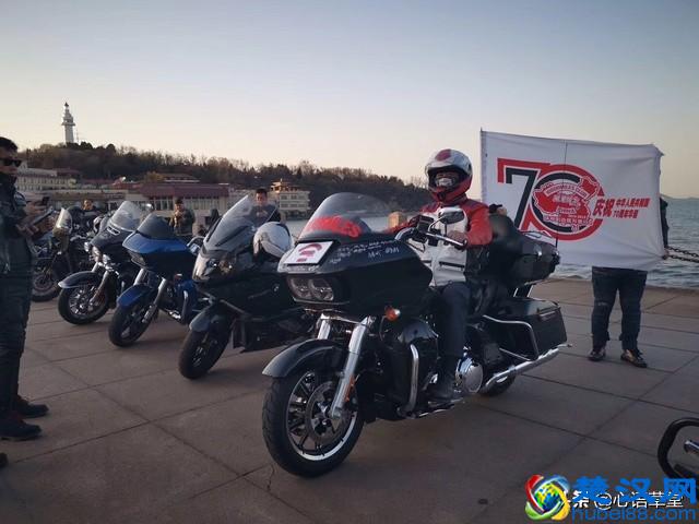 伟大祖国70周年华诞，12000公里他们用车轮丈量华夏第一晖