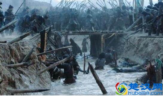 草木皆兵的主人公是谁？草木皆兵的故事简介