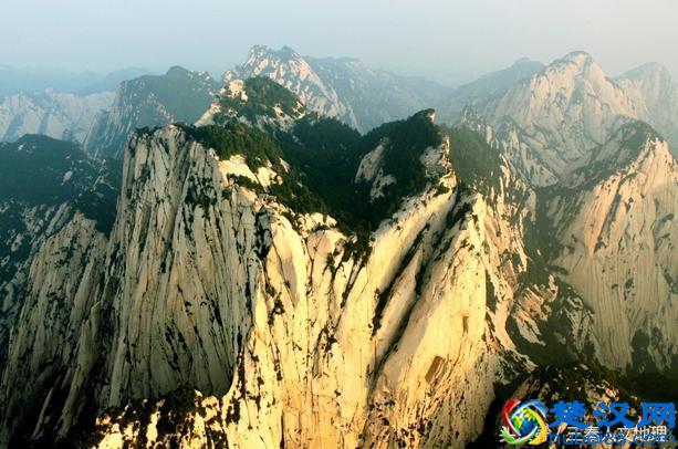 西岳华山，险峻的叫人心惊胆寒