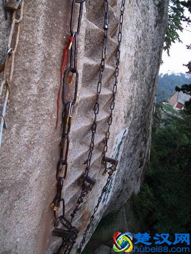 西岳华山，险峻的叫人心惊胆寒