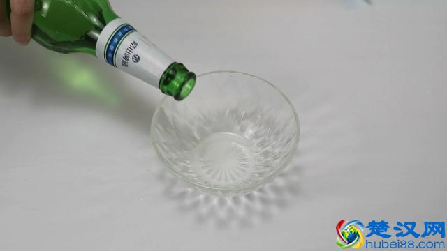 绿萝叶子枯黄了怎么办？教你几招，绿萝蹭蹭冒绿叶，一个月开爆盆